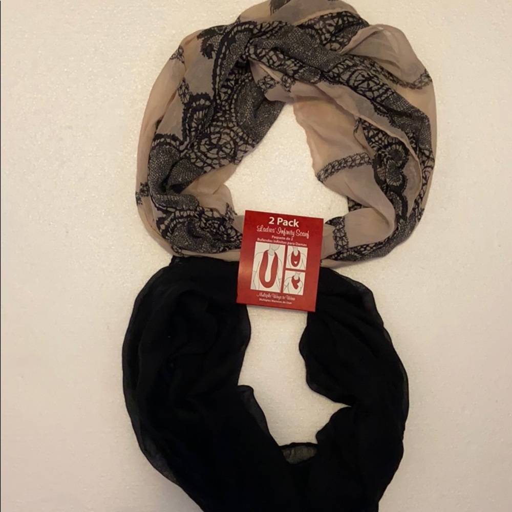 NWT 2 pack infinity scarves 1 solid black 1 cream and black with design